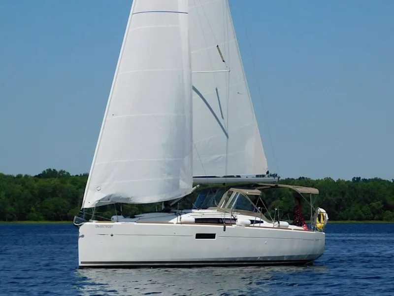 Jeanneau Sun Odyssey 349 unter Segeln
